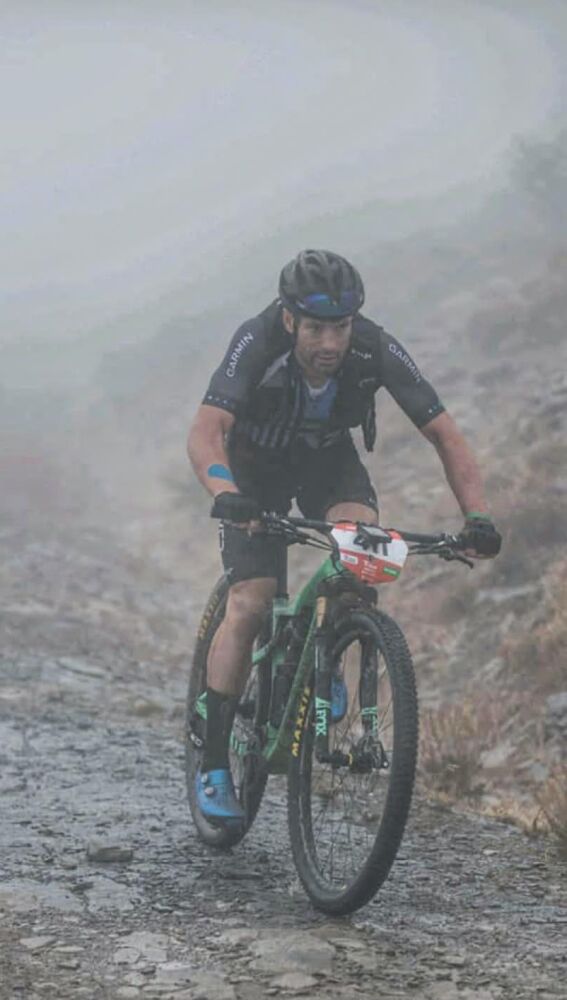 José Carlos Núñez, en el transcurso de la penúltima etapa que estuvo marcada por la niebla, el frío y la lluvia.