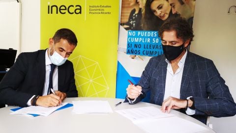 Los presidentes de Fundesem y de INECA en la renovación del convenio. 