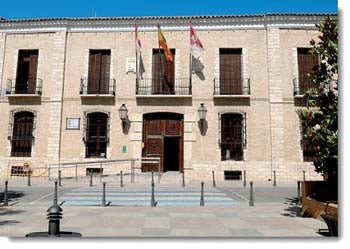 PP y Vox a la espera de cerrar un pacto en Villarrubia de los Ojos: "Hay contactos y la negociación va bien" PP y Vox a la espera de cerrar un pacto en Villarrubia de los Ojos: "Hay contactos y la negociación va bien"