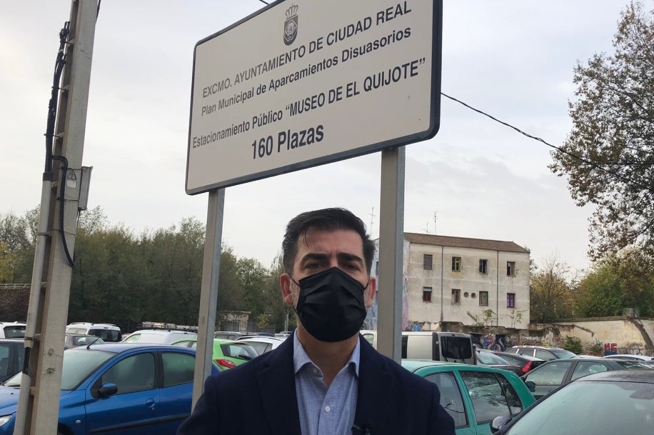 El PP de Ciudad Real denuncia el deficiente estado de conservación de los aparcamientos disuasorios El PP de Ciudad Real denuncia el deficiente estado de conservación de los aparcamientos disuasorios