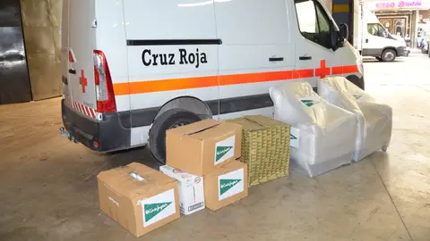 Donación de El Corte Inglés de Alicante a Cruz Roja Española Donación de El Corte Inglés de Alicante a Cruz Roja Española