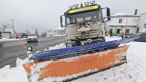 A Xunta desprega o plan de vialidade invernal na provincia de Ourense A Xunta desprega o plan de vialidade invernal na provincia de Ourense