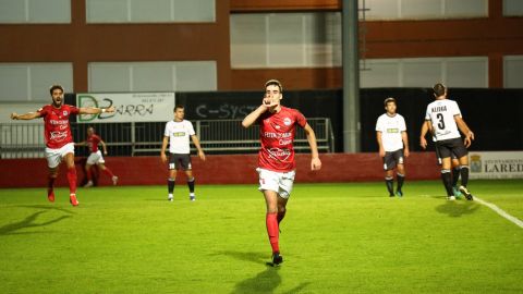 Victoria del Laredo ante el Real Uni&oacute;n