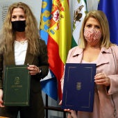 La alcaldesa de Jerez, Mamen Sánchez, y la delegada del Gobierno de la Junta en Cádiz, Ana Mestre