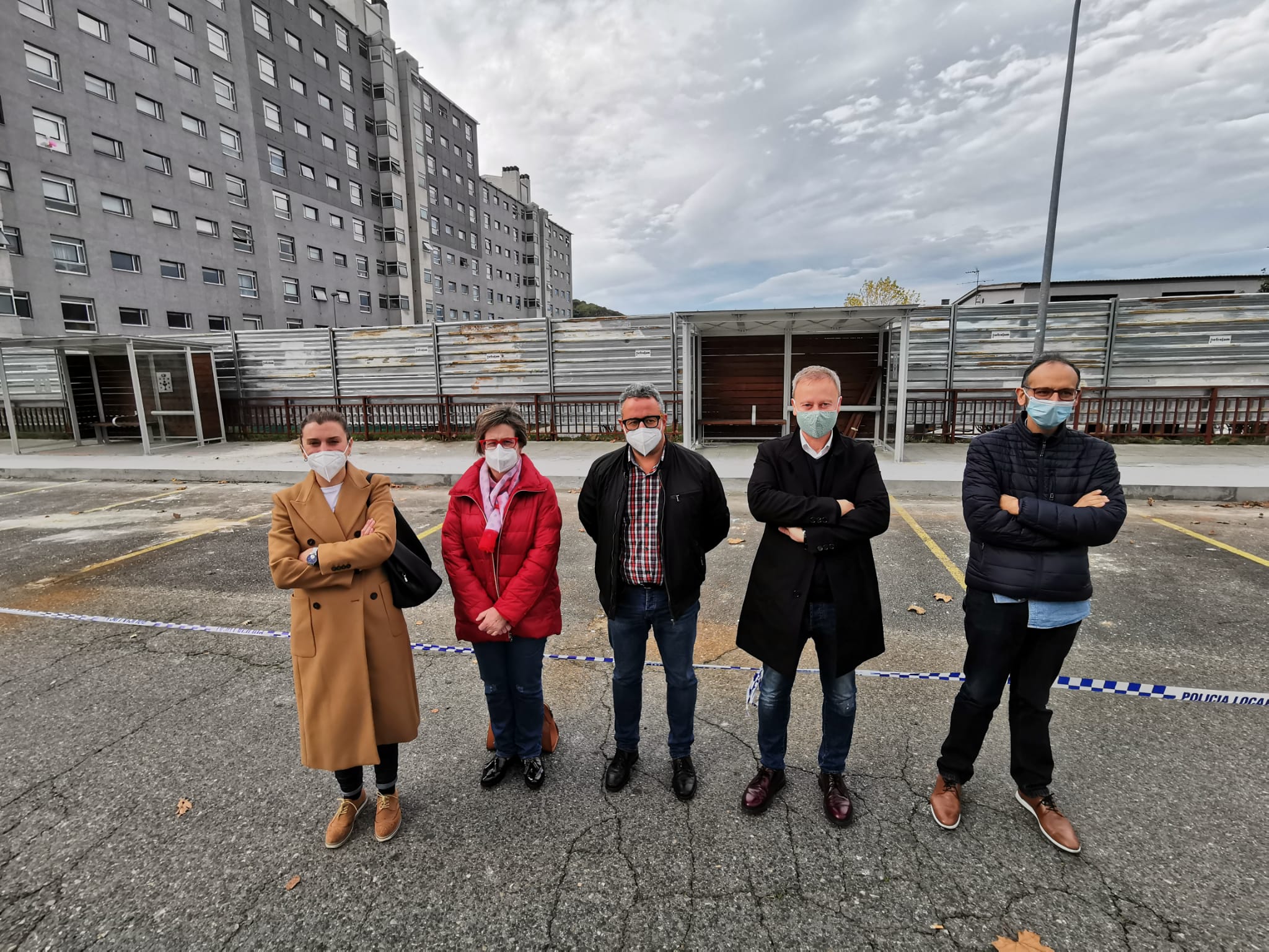 O Psoe denucia que a Xunta coloca dous pendellos para "demolicion expres" da estación de autobuses sin rematar a nova O Psoe denucia que a Xunta coloca dous pendellos para "demolicion expres" da estación de autobuses sin rematar a nova