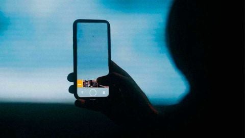 Cambia de c&aacute;mara en WhatsApp con este sencillo gesto