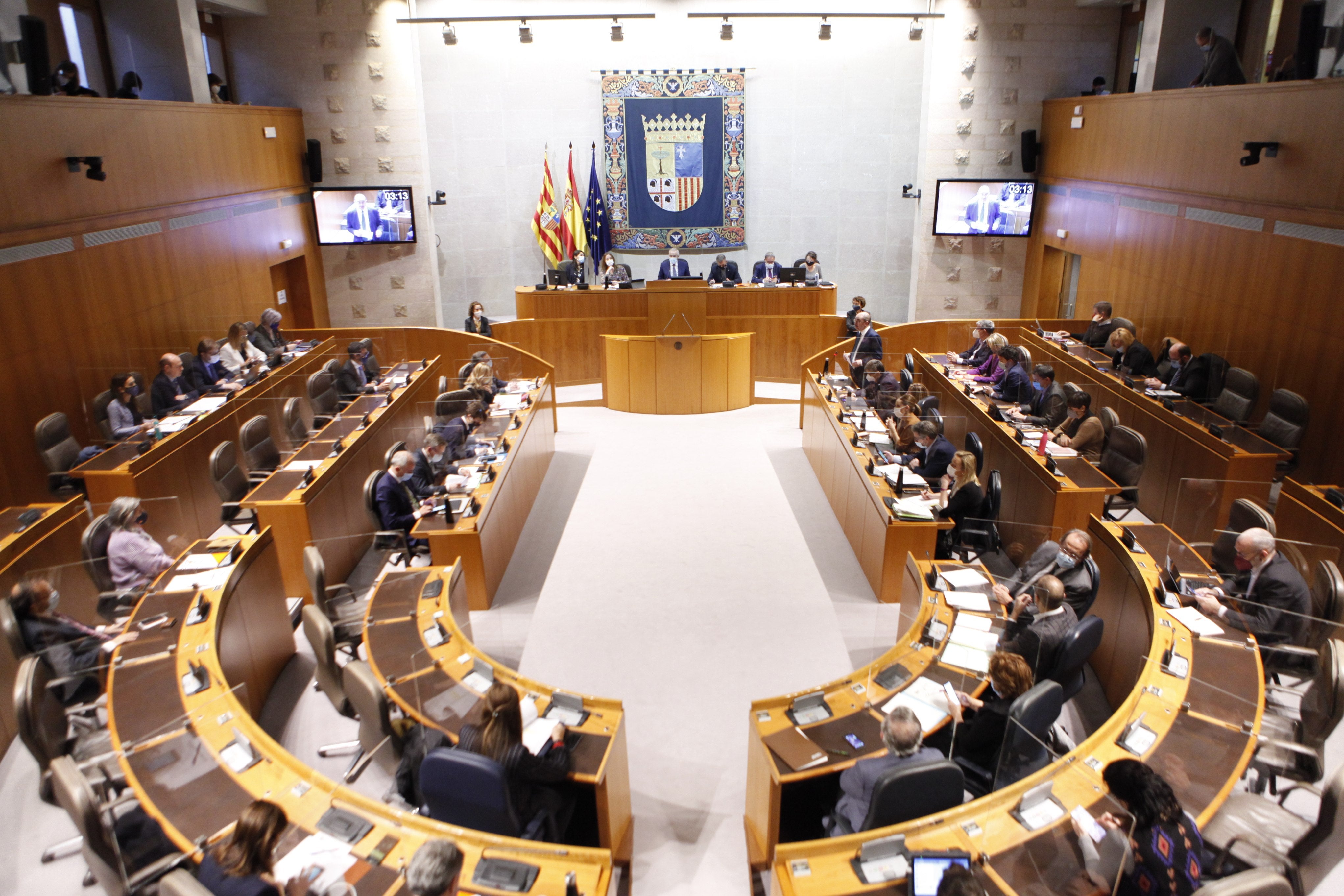 Tensa sesión de control en las Cortes entre el PP y PSOE Tensa sesión de control en las Cortes entre el PP y PSOE