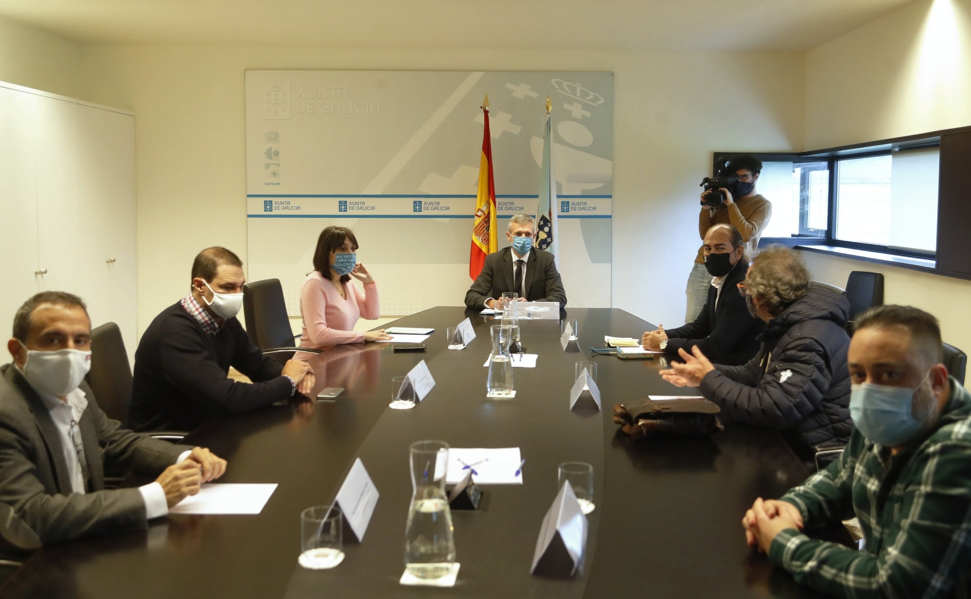 A Xunta amplía a 9200€ as axudas os hosteleiros A Xunta amplía a 9200€ as axudas os hosteleiros