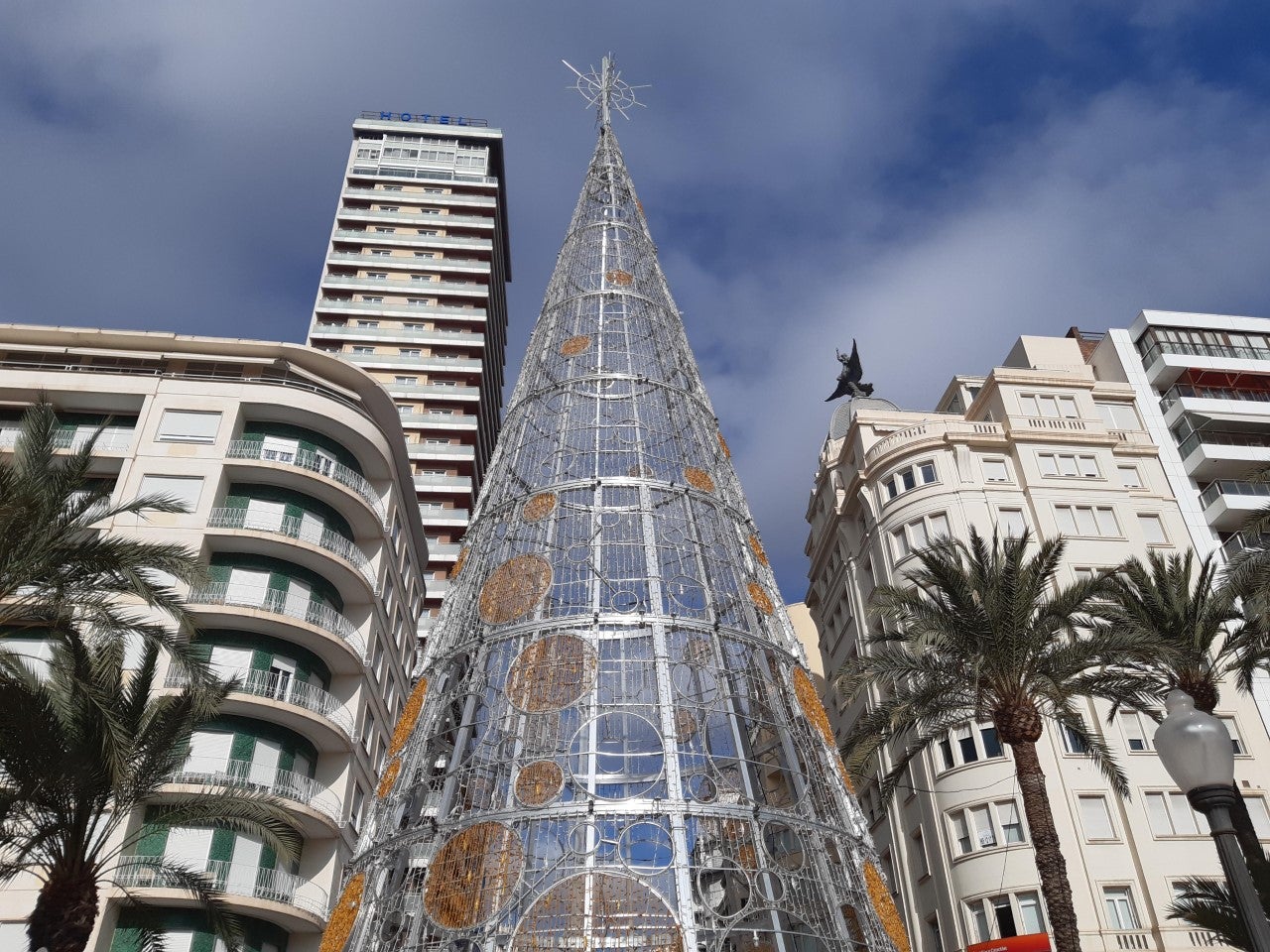 Los comerciantes esperan un aumento del 20 por ciento en las ventas de Navidad pero parten de pérdidas "desoladoras" Los comerciantes esperan un aumento del 20 por ciento en las ventas de Navidad pero parten de pérdidas "desoladoras"