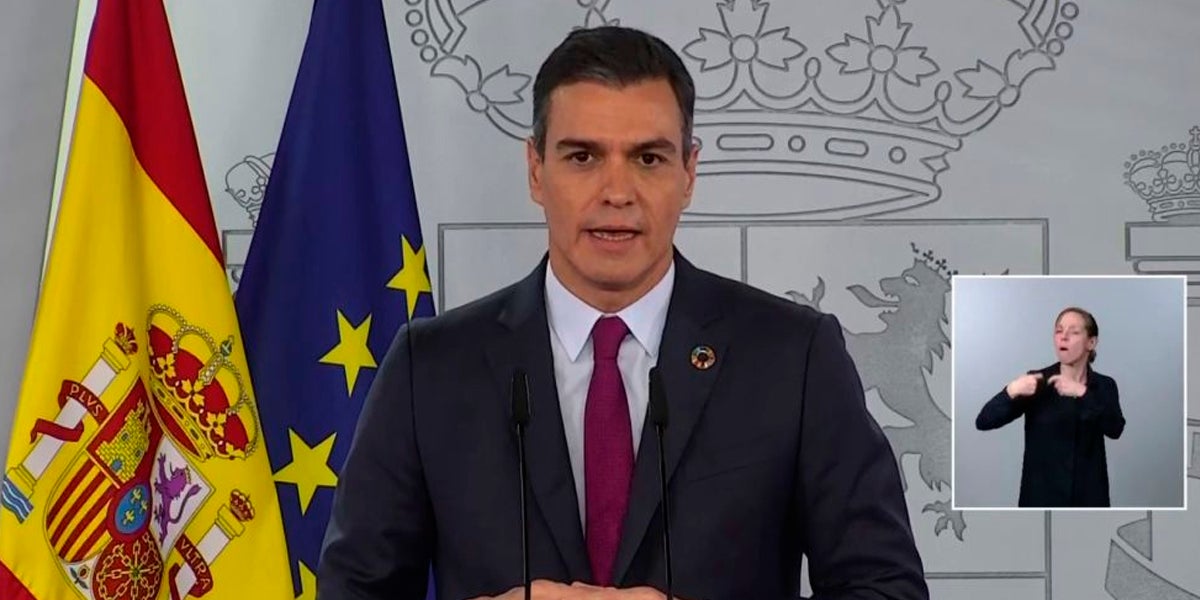 Las preguntas de Amón: "¿'Una vacuna, un voto', qué os parece como nuevo eslogan para Sánchez?" Las preguntas de Amón: "¿'Una vacuna, un voto', qué os parece como nuevo eslogan para Sánchez?"
