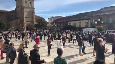 VÍDEO: Los hosteleros del norte de Palencia se concentran en Aguilar de Campoo. VÍDEO: Los hosteleros del norte de Palencia se concentran en Aguilar de Campoo.