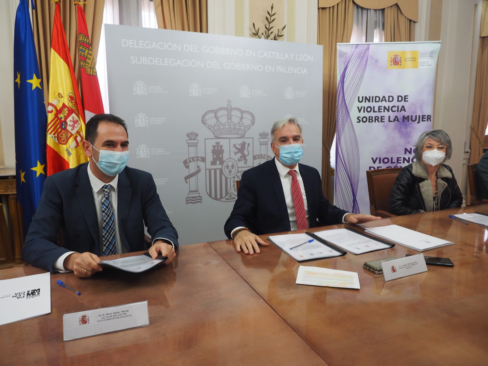 Palencia y Aguilar de Campoo firman el Protocolo de Colaboración y Coordinación para la Protección de las víctimas de violencia de género Palencia y Aguilar de Campoo firman el Protocolo de Colaboración y Coordinación para la Protección de las víctimas de violencia de género