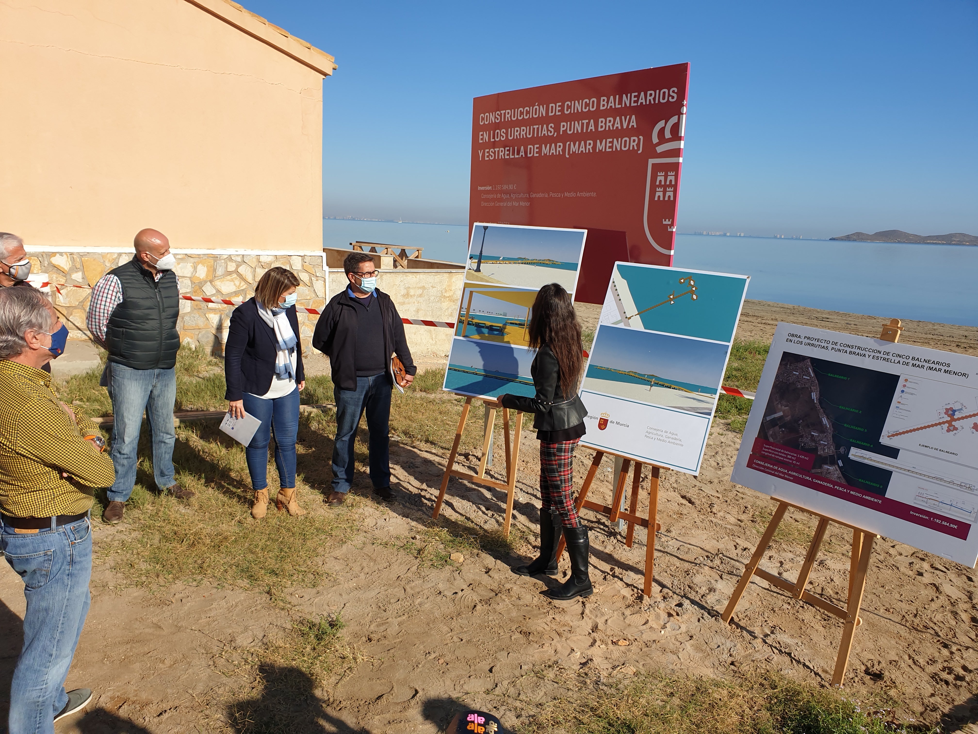 La Vicealcaldesa pide al Ministerio de Transición Ecológica confirmación oficial de si va a retirar los lodos y secos de las playas de Los Urrutias para que pueda actuar el Ayuntamiento La Vicealcaldesa pide al Ministerio de Transición Ecológica confirmación oficial de si va a retirar los lodos y secos de las playas de Los Urrutias para que pueda actuar el Ayuntamiento