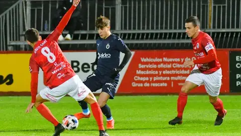Laredo 0 - Racing 0 Laredo 0 - Racing 0, derbi cántabro en Segunda B