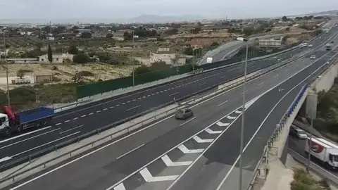 Tramo de la A-70 en Elche. Tramo de la A-70 en Elche.