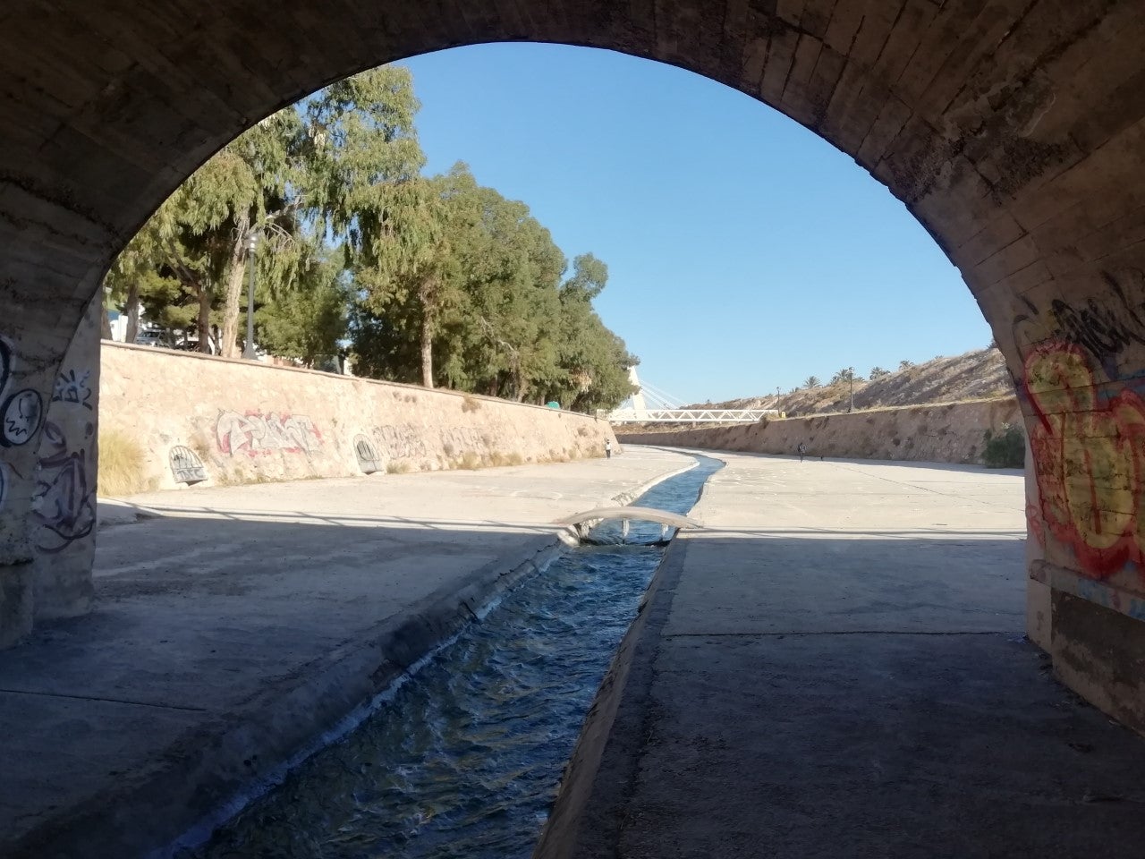 Las temperaturas máximas crecen de nuevo hasta los 20 grados centígrados en Elche, Crevillent y Santa Pola Las temperaturas máximas crecen de nuevo hasta los 20 grados centígrados en Elche, Crevillent y Santa Pola