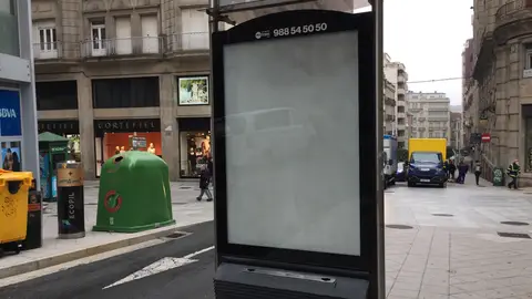 O Concello dálle fin á concesión da explotación de mobiliario urbano publicitario (mupis) na cidade Mupis do Concello de Ourense
