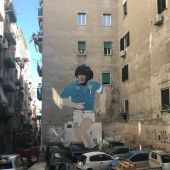 Una de las muchas referencias a Diego Armando Maradona en Nápoles.