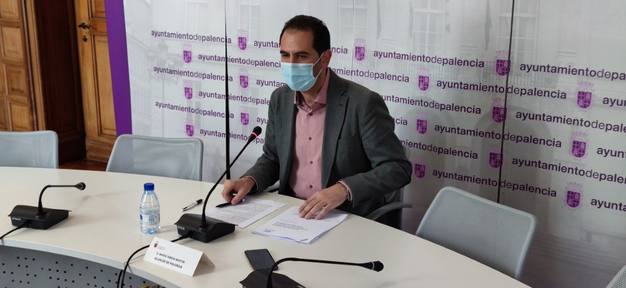 Simón no cree que los hosteleros abran sin que se levanten las restricciones Simón no cree que los hosteleros abran sin que se levanten las restricciones