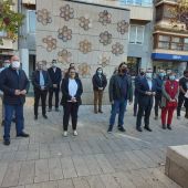 Imagen del minuto de silencio en el Ayuntamiento de Vila-real. 