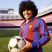 Maradona pasa a jugar otra liga la celestial Maradona pasa a jugar otra liga la celestial