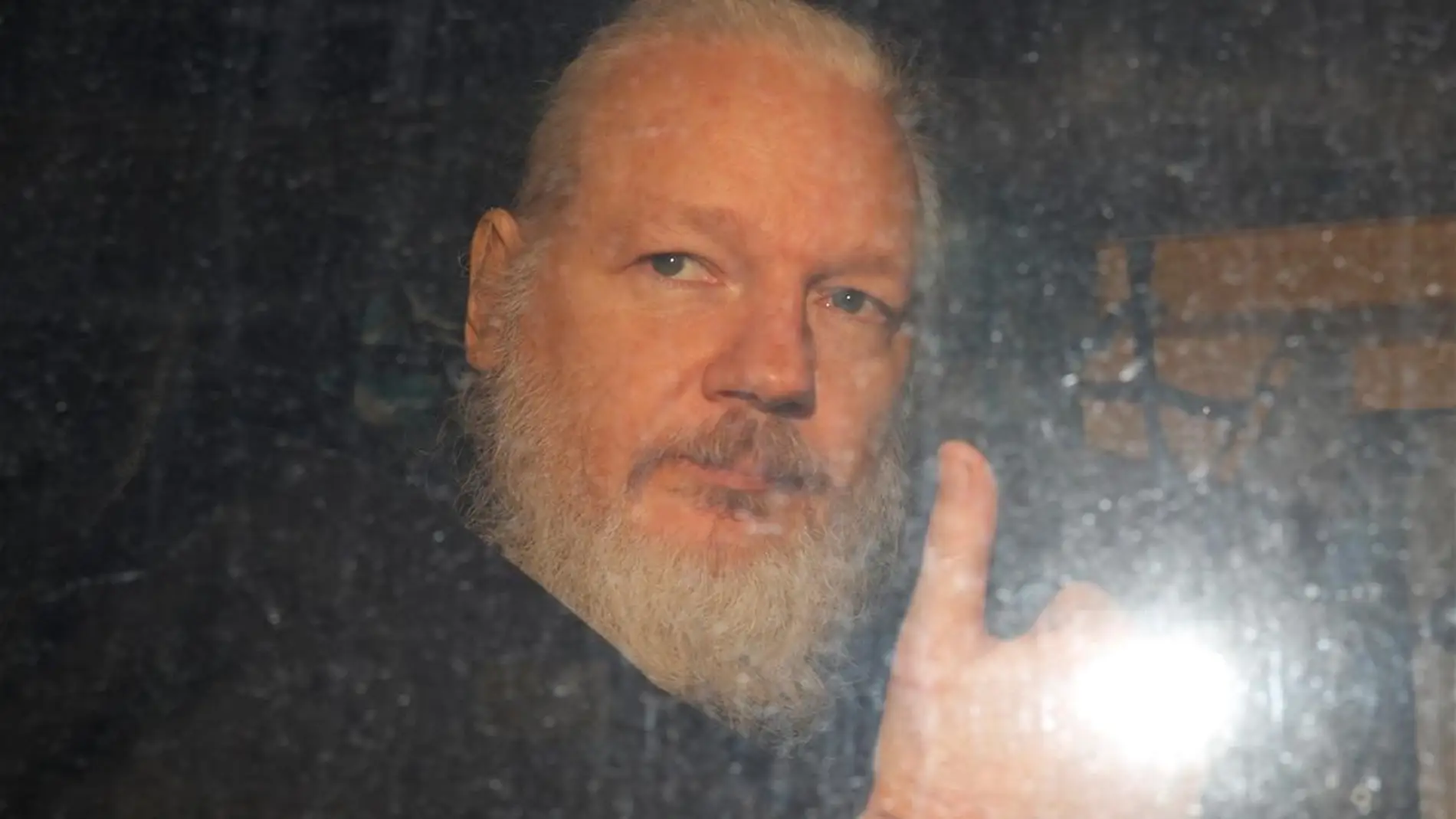 El activista y periodista Julian Assange, fotografiado en Reino Unido en el año 2019