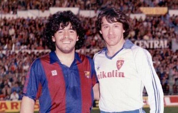 Juan Alberto Barbas: "He podido despedirme de Maradona con su familia" Juan Alberto Barbas: "He podido despedirme de Maradona con su familia"