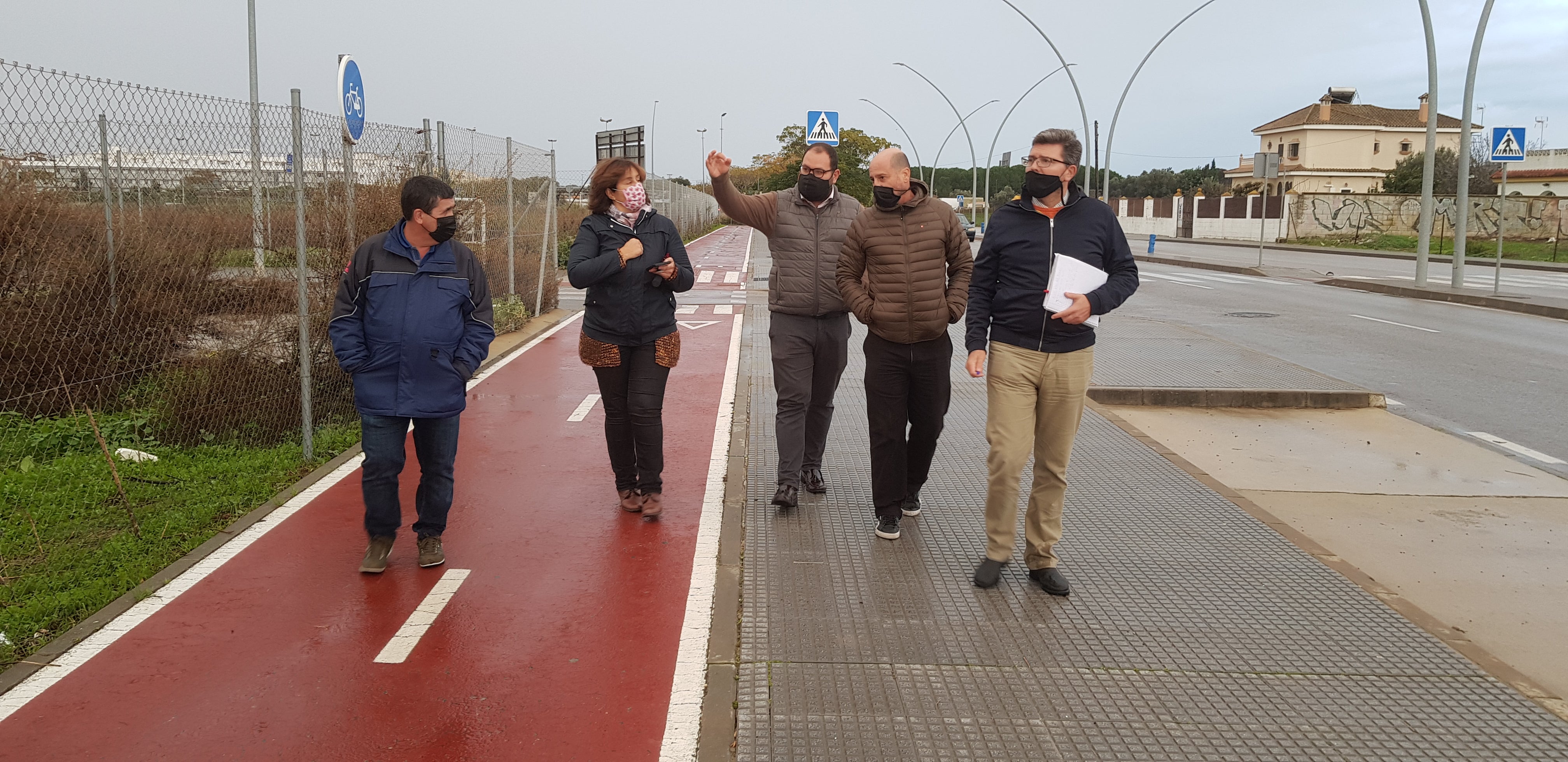 Javier Bello se reúne con la Asociación de Vecinos Altos del Paseo con el objetivo de conocer sus demandas Javier Bello se reúne con la Asociación de Vecinos Altos del Paseo con el objetivo de conocer sus demandas