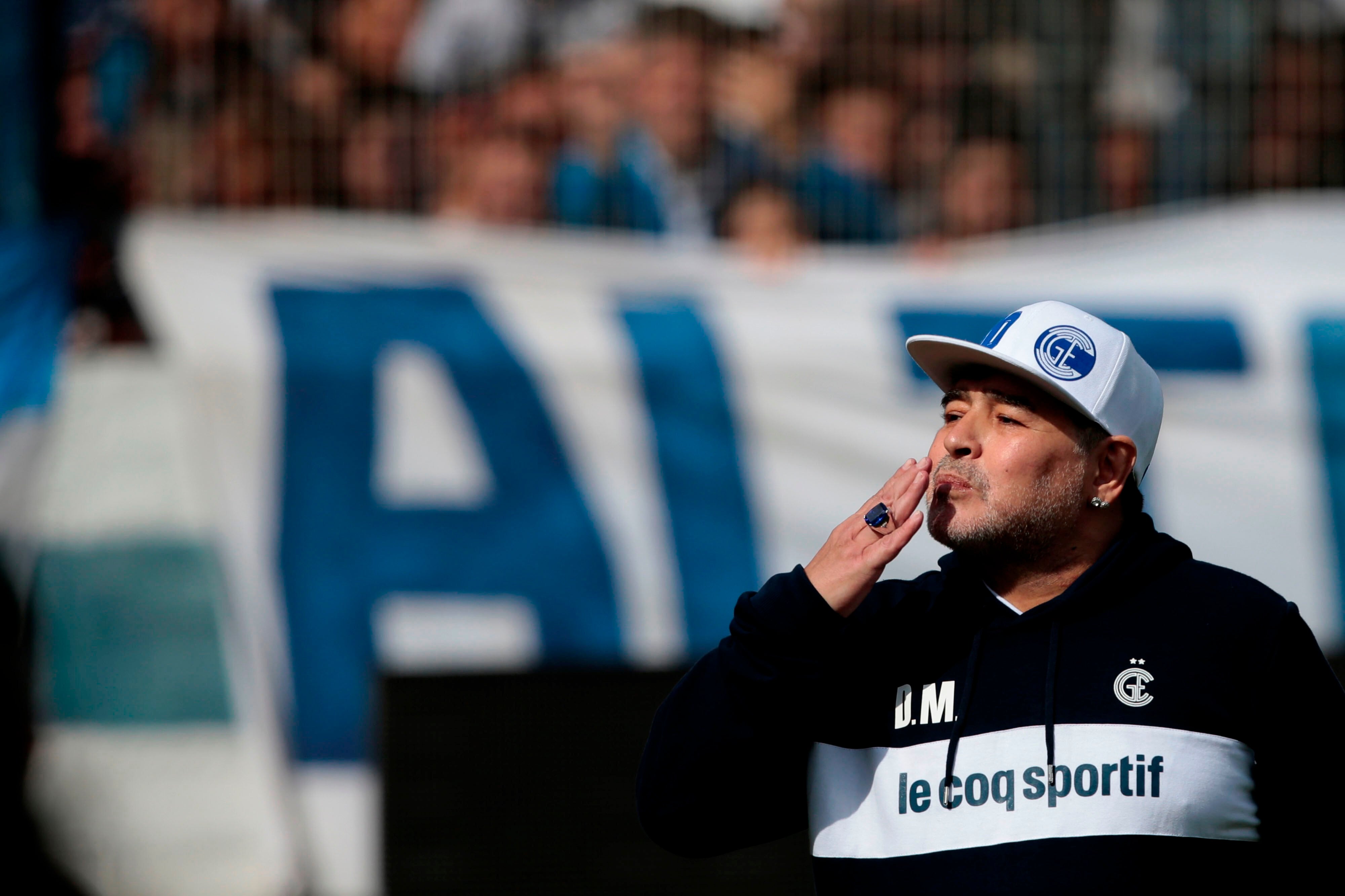 Adiós a Diego Armando Maradona. Así ha recibido la noticia un argentino en Aragón Adiós a Diego Armando Maradona. Así ha recibido la noticia un argentino en Aragón