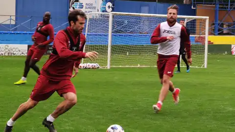 El Orihuela CF prepara su partido del domingo en Los Arcos ante el Peña Deportiva Orihuela cf