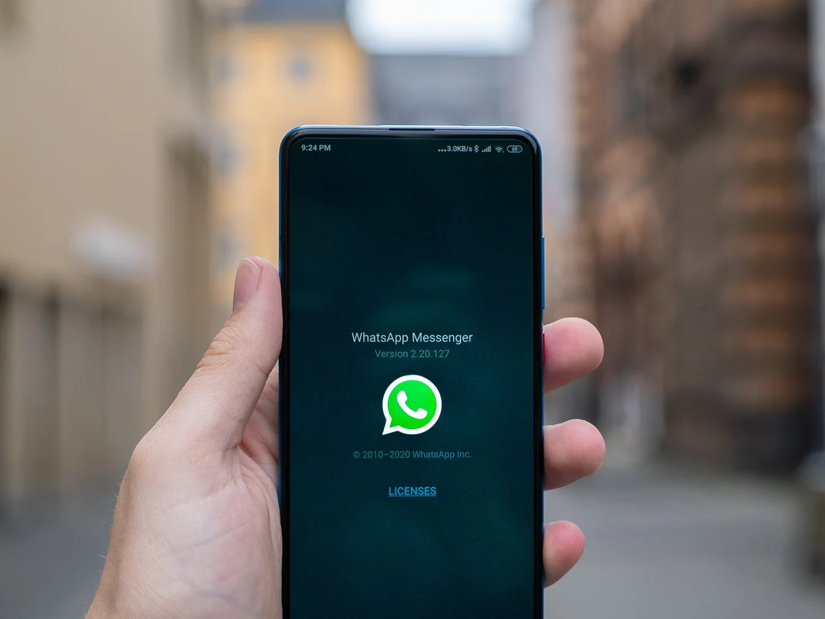 WhatsApp  solución definitiva cuando no puedes descargar