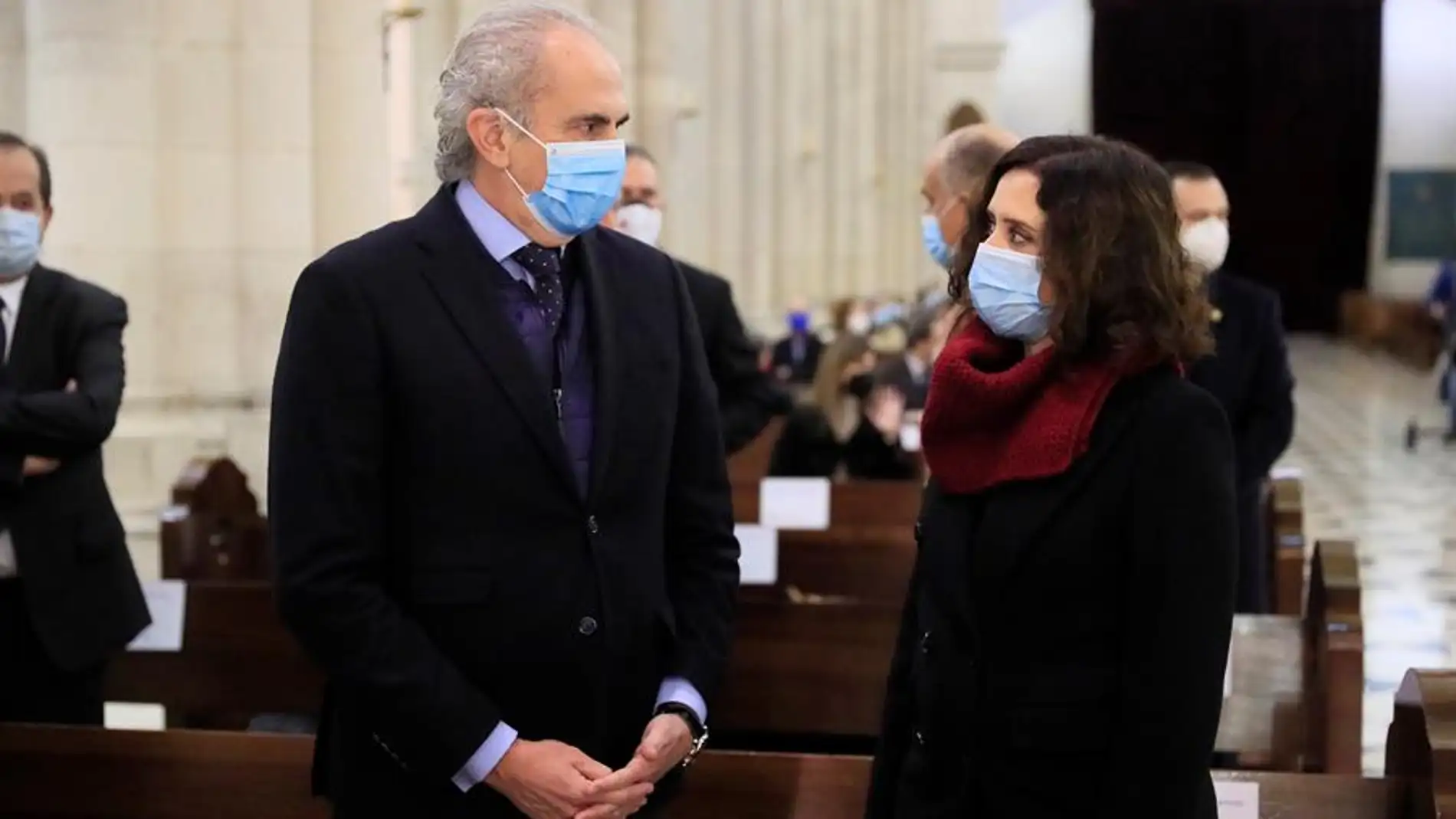 Madrid homenajea con una misa a los médicos fallecidos durante la pandemia
