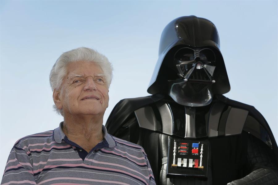 Muere a los 85 años David Prowse, el actor que interpretó a Darth Vader en 'Star Wars' Muere a los 85 años David Prowse, el actor que interpretó a Darth Vader en 'Star Wars'