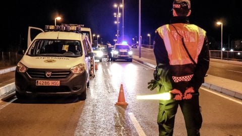 Control nocturno de la Polic&iacute;a Local