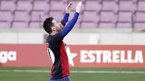 Messi rinde homenaje a Maradona en el partido contra Osasuna