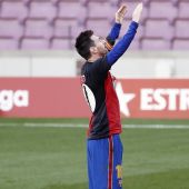 Messi rinde homenaje a Maradona en el partido contra Osasuna