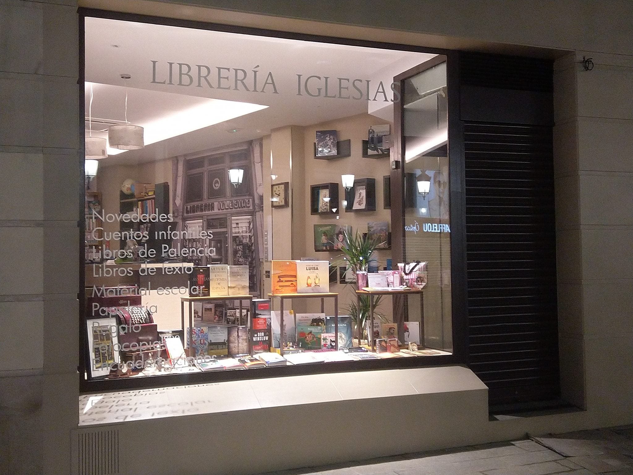 Librería Iglesias galardonada en los Premios de Comercio Tradicional de Castilla y León Librería Iglesias galardonada en los Premios de Comercio Tradicional de Castilla y León