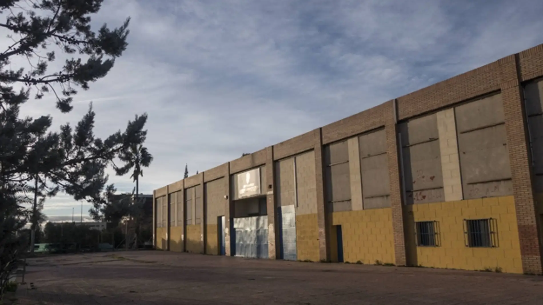 El pleno municipal da luz verde a la subasta del antiguo Ifeba. El pleno municipal da luz verde a la subasta del antiguo Ifeba.