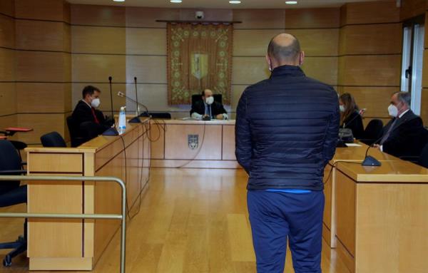 Acepta 3 años y 9 meses de cárcel por atropellar y no socorrer a un repartidor de pizzas en Tomelloso Acepta 3 años y 9 meses de cárcel por atropellar y no socorrer a un repartidor de pizzas en Tomelloso