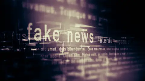 Fake news en redes sociales Fake news en redes sociales