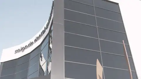 El Dr. Alfonso Díaz es el responsable de este departamento y nos habla de los servicios que presta la clínica dental Salgado Institute Clinica Dental