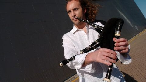 M&aacute;s de Uno Pontevedra