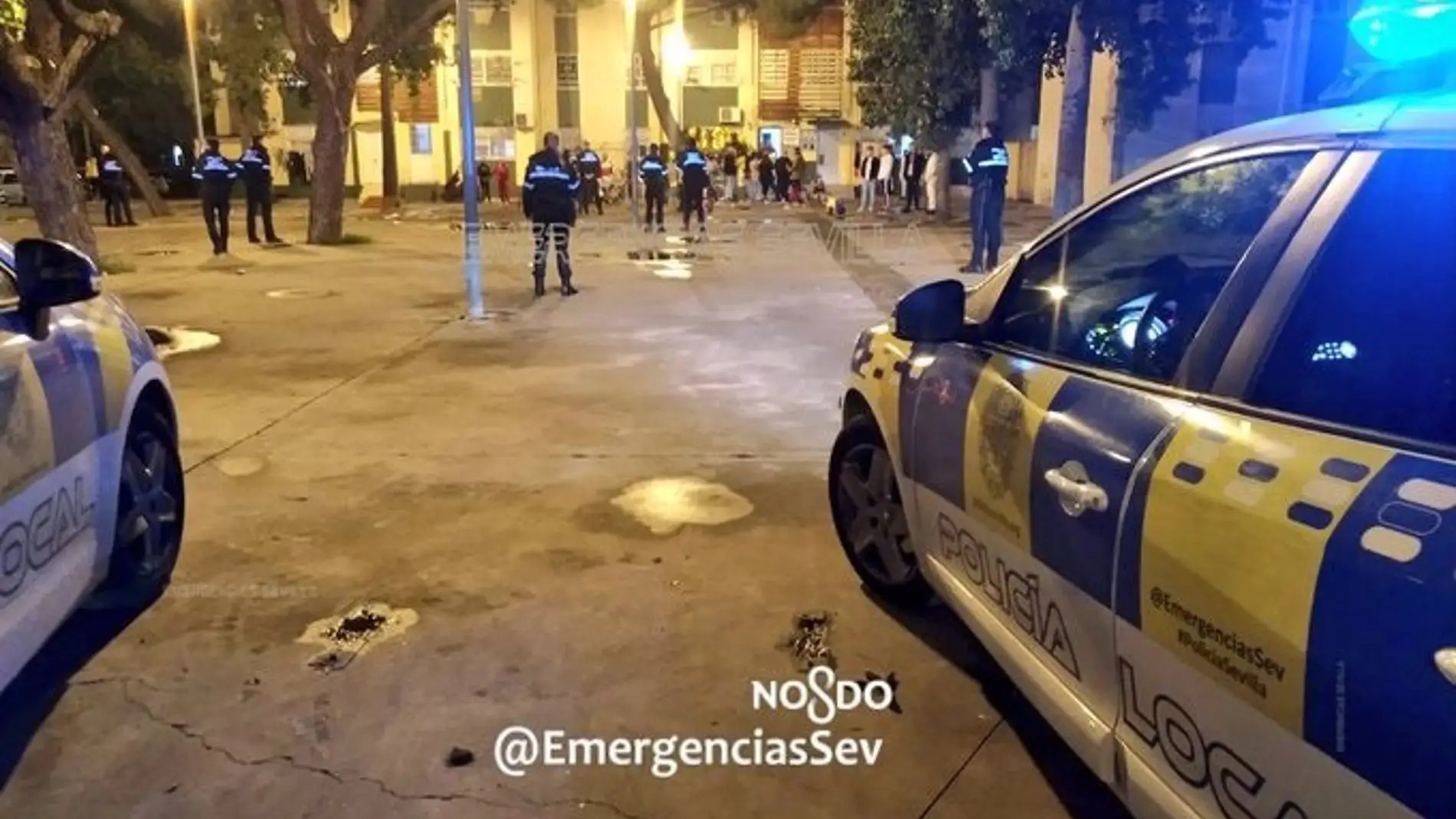 La policía local desaloja una fiesta en el Polígono Sur
