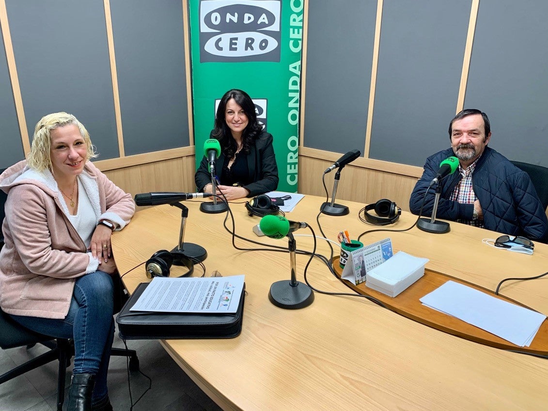 La Confederación Valenciana de Padres de Alumnos de la pública exige un pacto educativo antes de seguir cambiando leyes La Confederación Valenciana de Padres de Alumnos de la pública exige un pacto educativo antes de seguir cambiando leyes