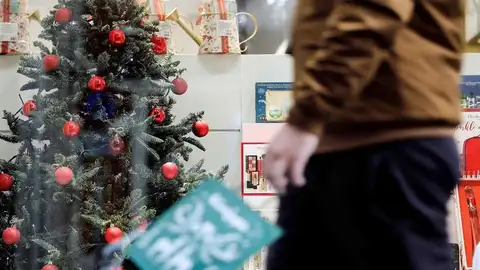 laSexta Noticias 14:00 (16-12-20) ¿Habrá más restricciones en Navidad por el COVID? Sánchez abre la puerta a endurecer las medidas laSexta Noticias 14:00 (16-12-20) ¿Habrá más restricciones en Navidad por el COVID? Sánchez abre la puerta a endurecer las medidas