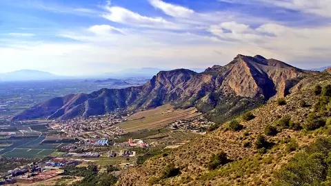 Desde el centro multiusos de esta pedanía hemos conocido mejor el patrimonio cultural y medioambiental de este rincón oriolano Raiguero