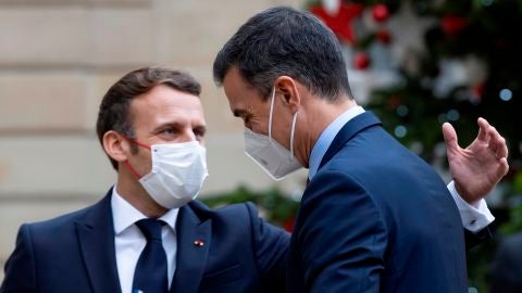 Pedro S&aacute;nchez y Emmanuel Macron