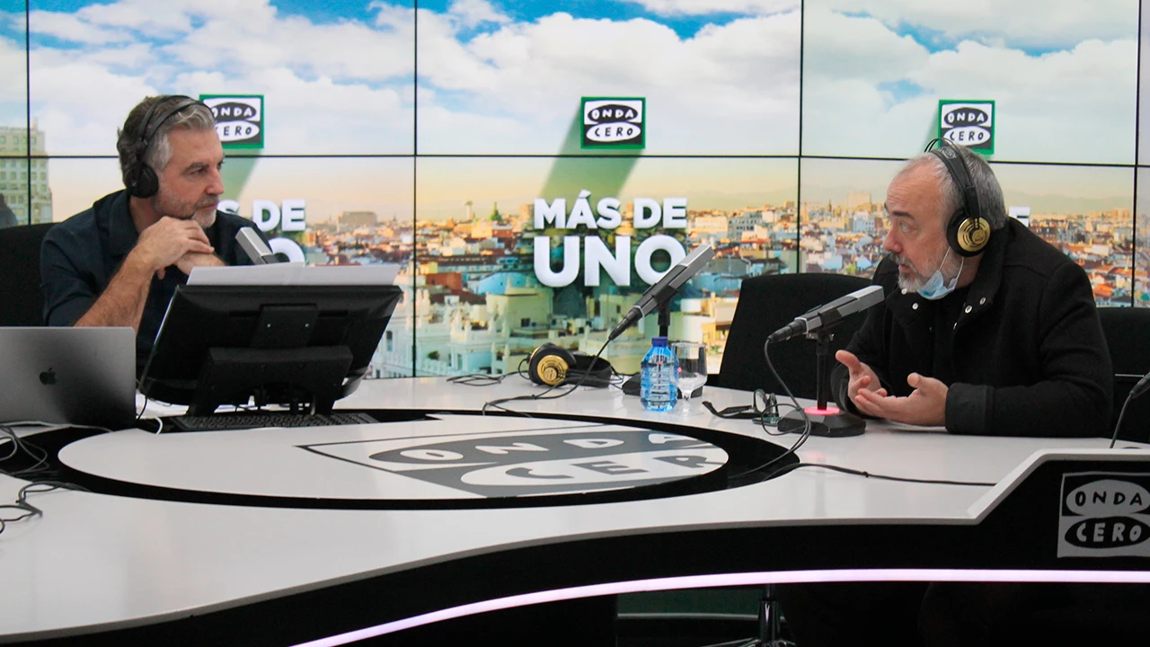 &Aacute;lex de la Iglesia con Carlos Alsina