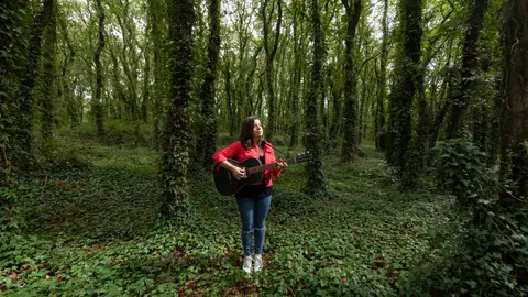 Carolina Rubirosa presenta "Tierra de nadie" Más de Uno Pontevedra