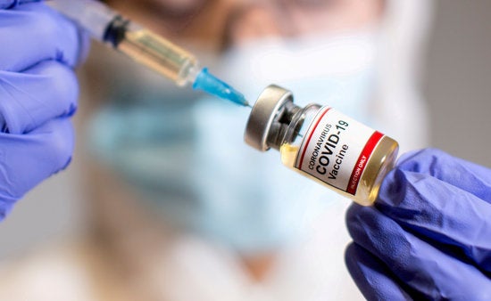 Onda Cero Andalucía realiza el especial "Un año de coronavirus en Andalucía" Onda Cero Andalucía realiza el especial "Un año de coronavirus en Andalucía"